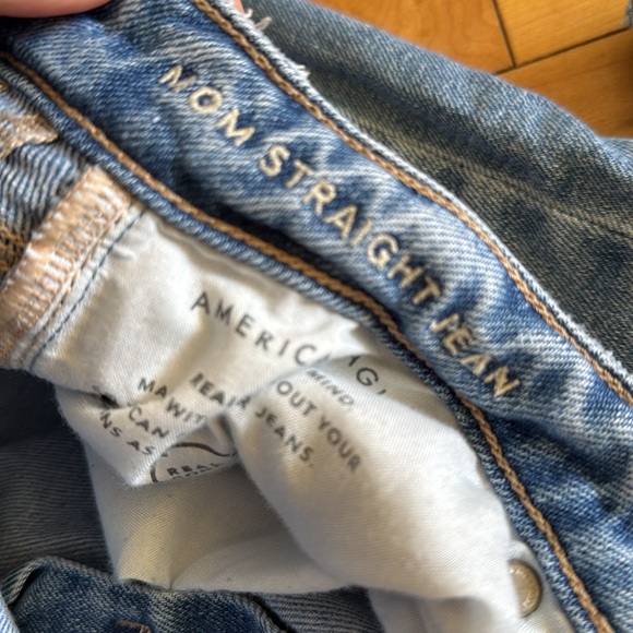 AE mom straight Jean - Picture 2 of 2